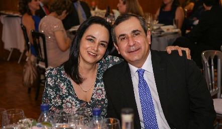  Tere Gallegos y Ricardo Martínez.