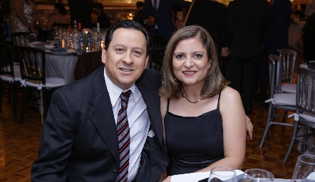  Javier Burgos y Julie Humara.