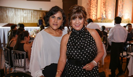  Ruth de la Torre y Martha Elena García.