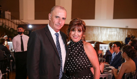  Ricardo y Martha Elena Villalba.