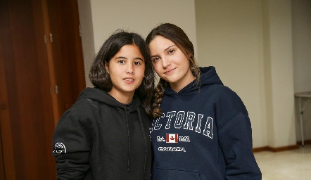  María Navarro y Luciana Urías.