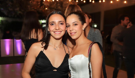  Valentina Nava y Ximena Delsol.