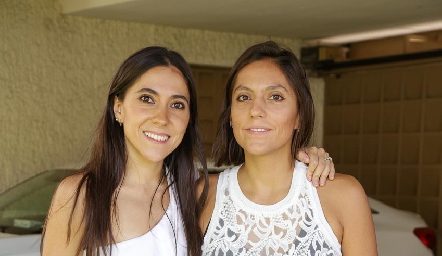  Sofía y Claudia Díaz de León.