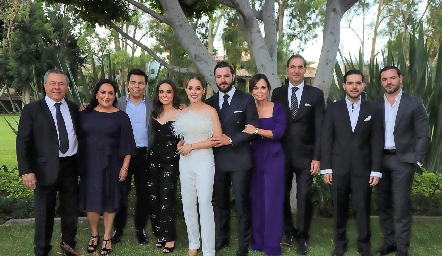 Familias Bravo Rodríguez y Mahbub Tamez, Lisandro, Laura, Lisandro, María y Laura Bravo, Luis Alberto, Elsa, Luis Mauricio y Luis Antonio Mahbub.