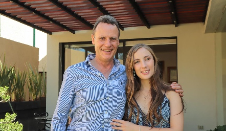  Alfredo y Celina Gallegos.