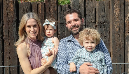  Familia Camargo Delgado.