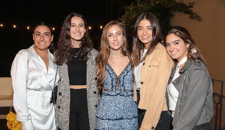  Vera Castillo, Marlú Estrada, Celina Gallegos, Sofía Rojas y Sofía Garfias.