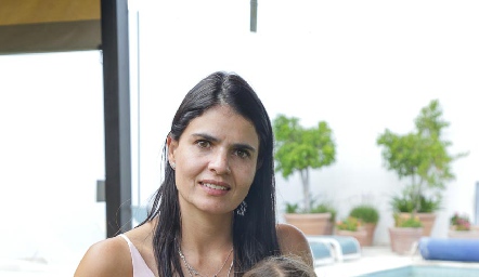  Liz Alcalde y Valentina.