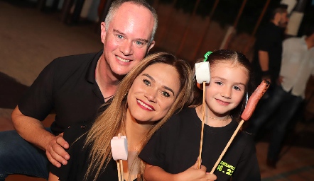  Max, Danaé y Catalina.