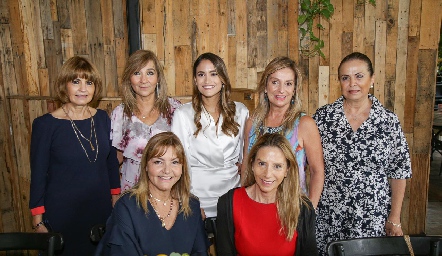  Isa Cabrera, Cristina Córdova, Fer García, Lorenza Gutiérrez, Dora Cabrera, Gloria Kury y Gabriela Mercado.