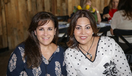  Judith Massa y Lupita López .
