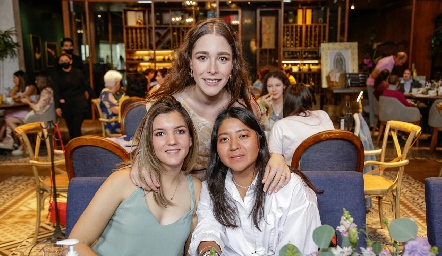  Mimí Navarro, Lorena de la Parra y Ana Meche Cifuentes.