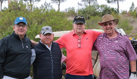  Jacobo Payán, Juan Ignacio Bremer, Juan Carlos Valladares y Aarón Felmar.