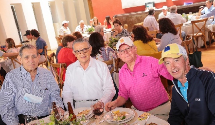  David Viramontes, David Galarza, Eduardo Romo y Eduardo Zermeño.