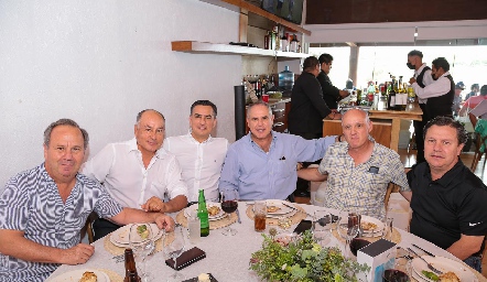  Fernando Foyo, Fabián Herrera, Cristóbal Herrera, Rodolfo Treviño, José Victoriano Martínez y Jorge Foyo.