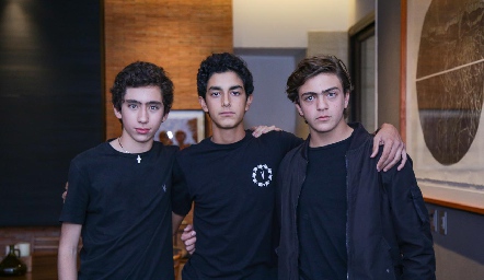  Mateo Conde, Emiliano Delsol y Omar Feres.