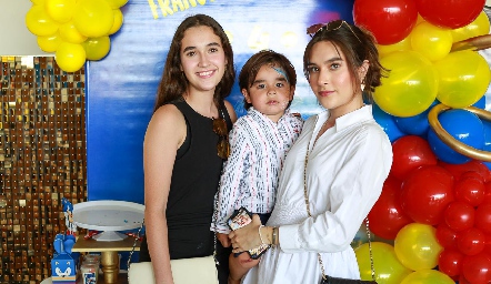  Camila Garza, Franco Conde y Sofía Garza.