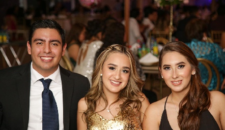  Mauricio Téllez, Regina Noriega y Paulina Rodríguez .