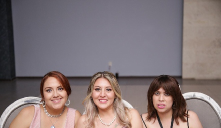  Araceli, Evelin Y Paola .