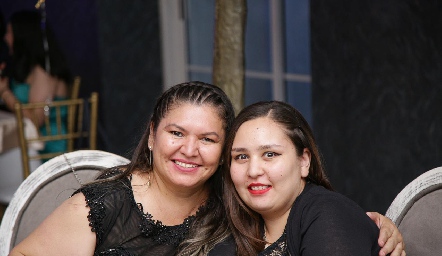  Dora y Luci .