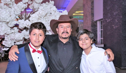  Diego, Martin y Julián Benites.