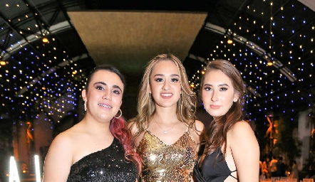 Érica Cárdenas, Regina Flores Paulina Rodríguez.
