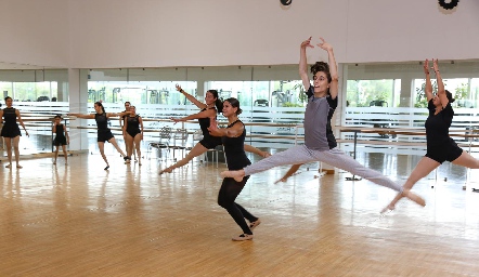  Presentación Le Ballet Odeon.