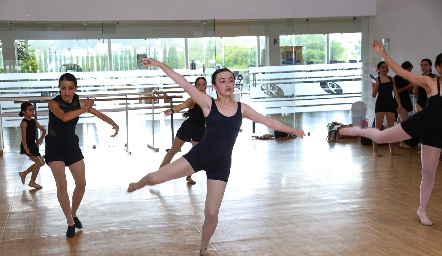 Presentación Le Ballet Odeon.