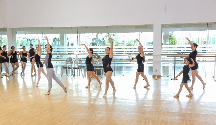  Presentación Le Ballet Odeon.