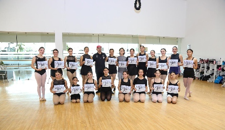  Entrega de diploma.