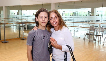  Santiago Zulaica y Lupita Hernandez.