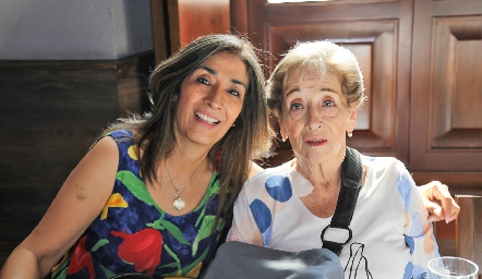  Elda María Leiva y Elda María Buendía.