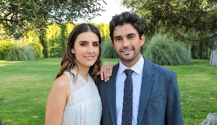  Isabel Pérez Mendizábal y José Luis Leiva Martínez en su boda Civil.