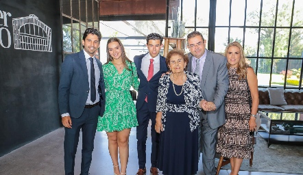 José Luis Leiva, Melisa Galindo, Juan Carlos Pérez, Carmelita Espinosa, Juan Carlos Pérez y Elizabeth Ramírez.