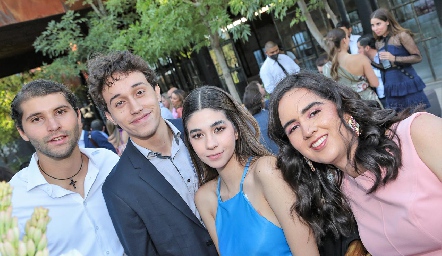  Eduardo Santana, Bruno Díaz, Montse Leiva y Mónica Fortanelli.