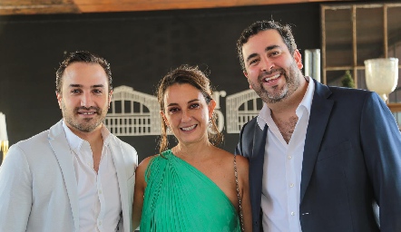 Yebraham Garay, Gloria Martínez y Fernando Domínguez.