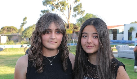  María Fernanda y Loretta Gálvan.