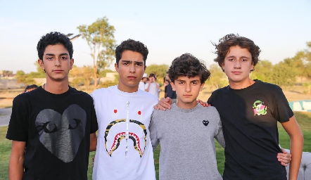  Emiliano, Juan José, Marcelo e Israel.