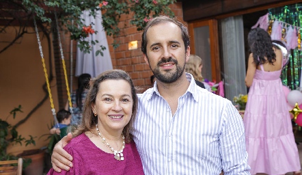  Lupita López y Guillermo Romo .