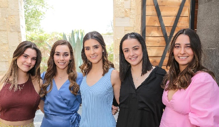  Ximena Martínez, Mary del Valle, Isabel Pérez, Montserrat Bedolla y Sofi Leiva.