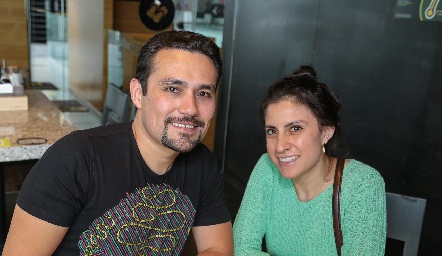  Guillermo Barrón y Gisela Marin.