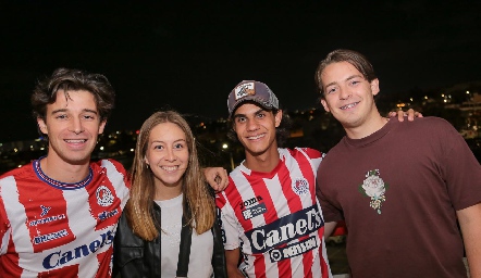  Mauricio Maza, María José López, Diego Medina y Diego Bedolla.