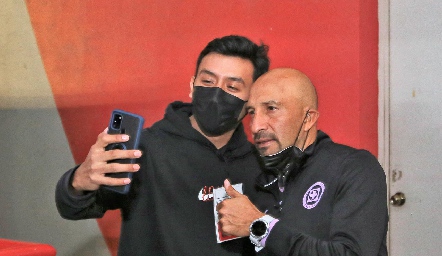  Conejo Pérez con un fan.
