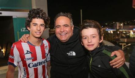 José Cabrera, Santiago Castanedo y Mateo Castanedo Pérez.