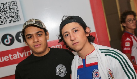  Ricardo Fuentes y Juan Carlos Acosta.