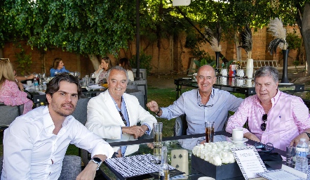  Juan Carlos Valladares, Eduardo Coulon, Rafael Olmos y Juan Carlos Valladares.