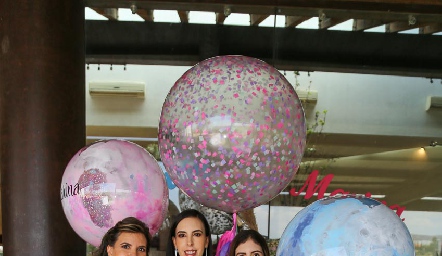  Marisa Mercado, Mariana Tobías y Marisa Tobías.