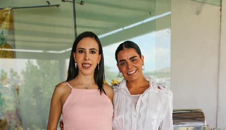  Mariana Tobías y Marily Tobías.
