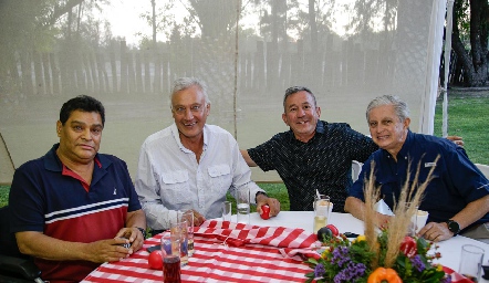  Álvaro Chávez, Manuel Rosillo, Silverio Zámano y Juan Sánchez.