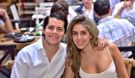  Arturo Hernández y Regina Oliva.